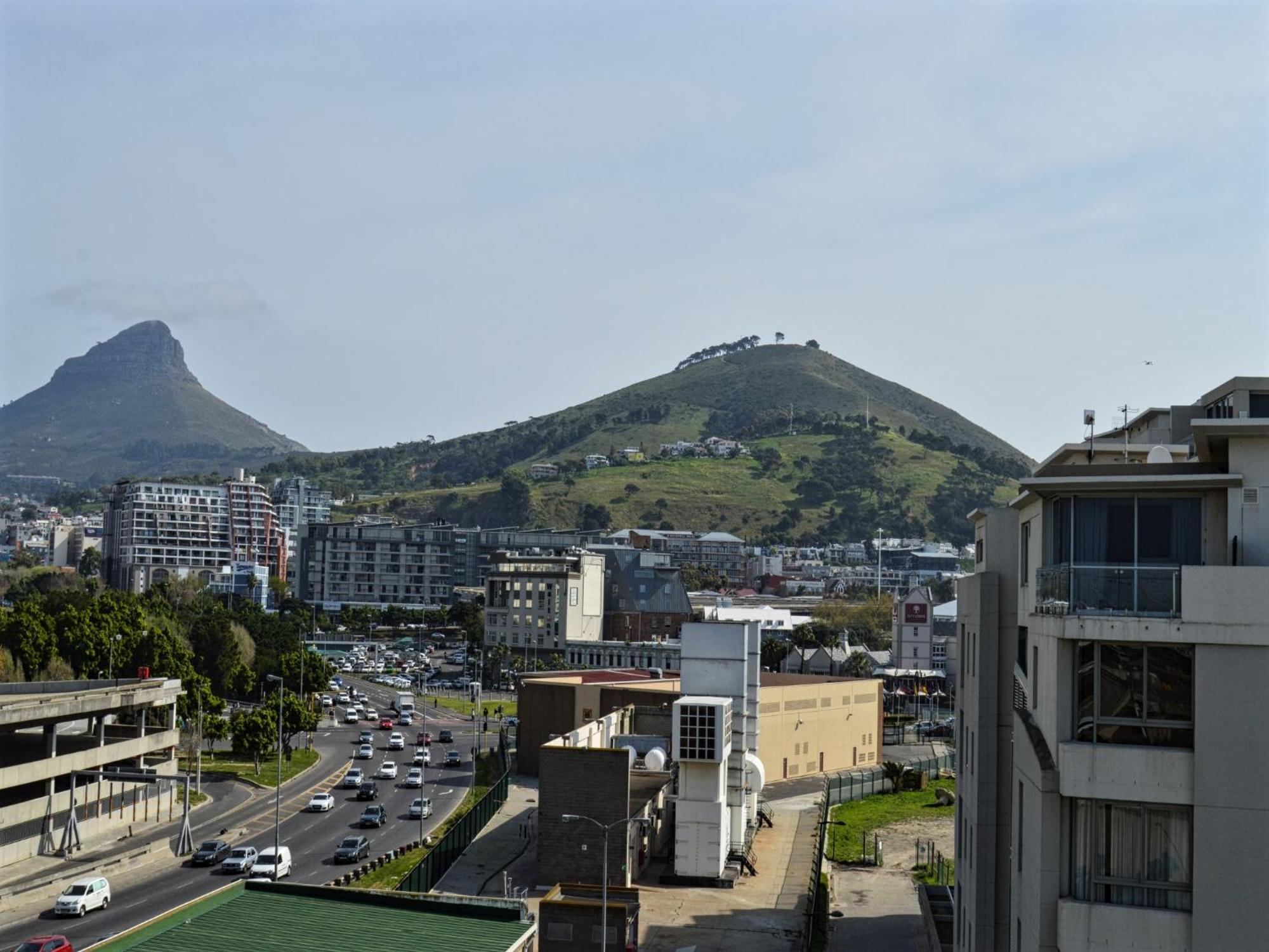 Harbour Bridge Luxury Apartments Cape Town Exterior photo