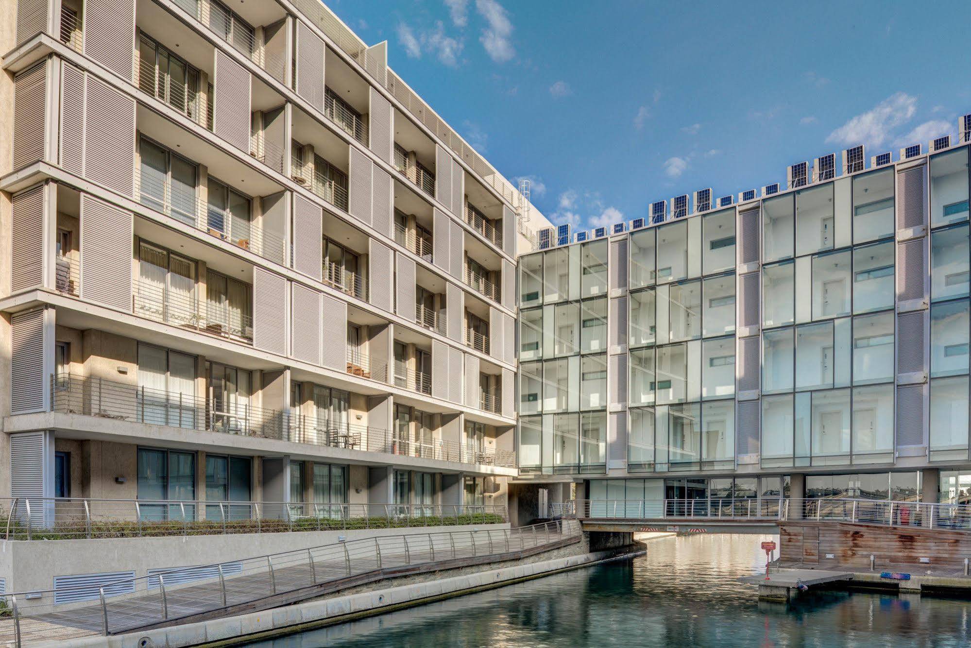 Harbour Bridge Luxury Apartments Cape Town Exterior photo